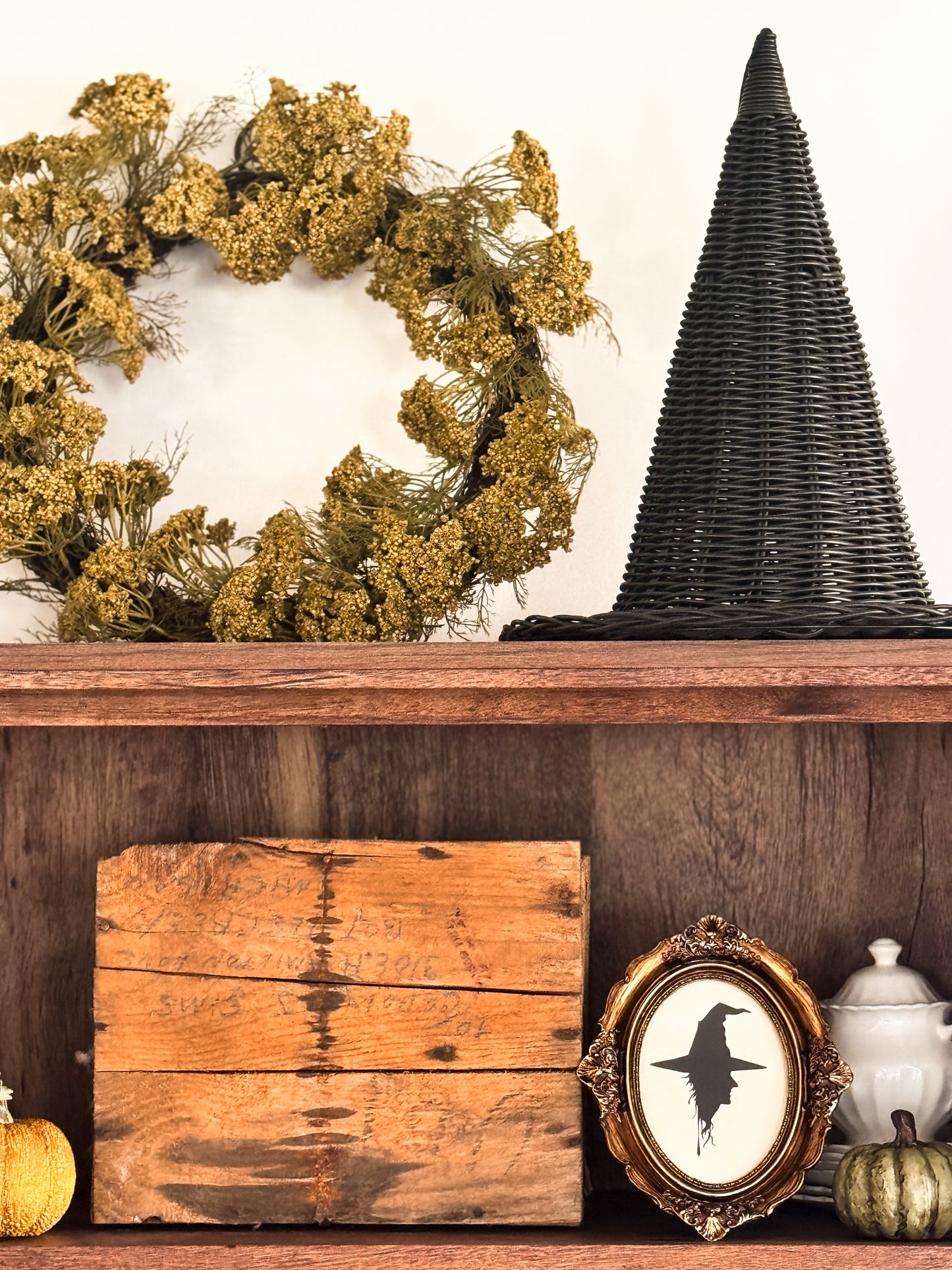 Witch 2 Silhouette - Printable Halloween Decor