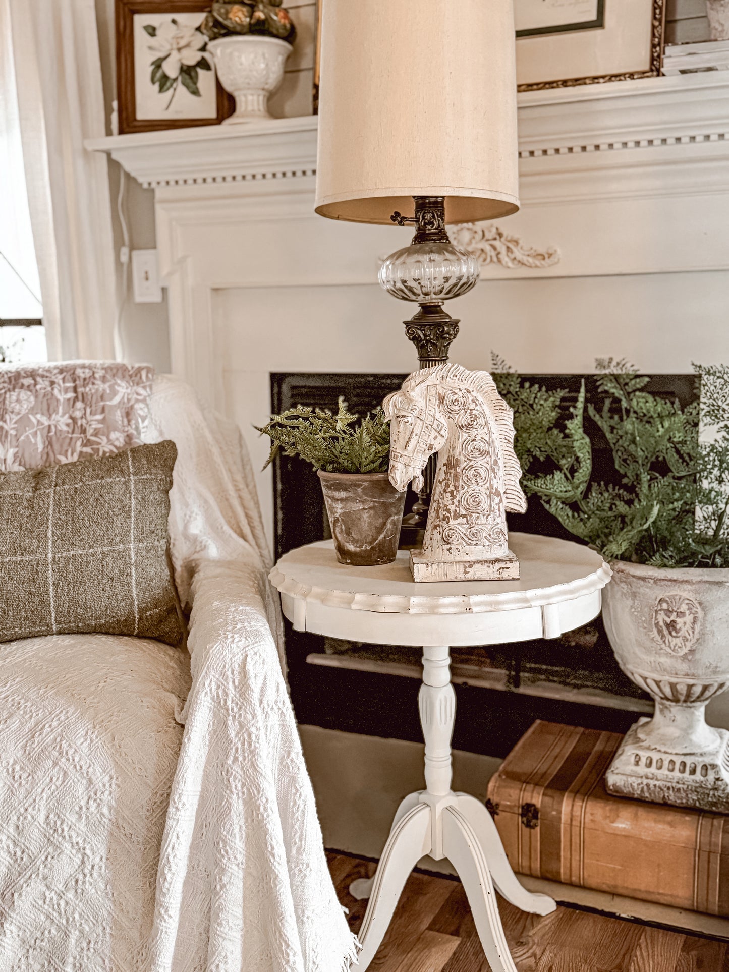 Distressed Horse Head Decor