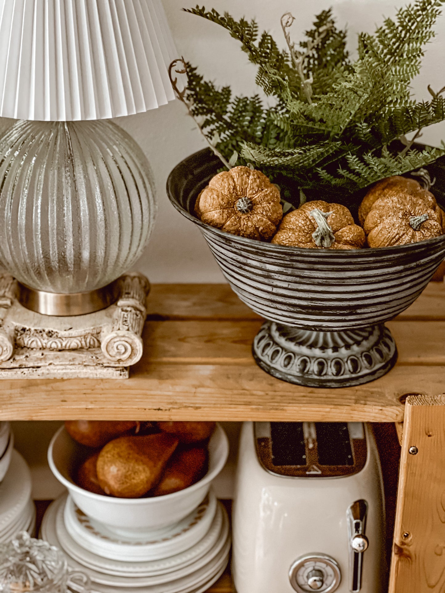 13” Black Fluted Pedestal Bowl